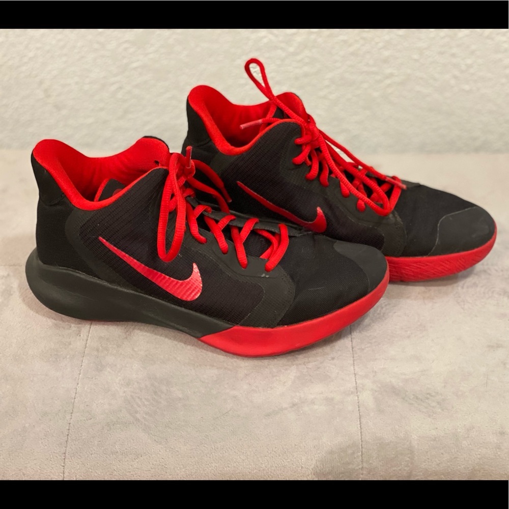 Like new, black and red, Nike basketball shoes